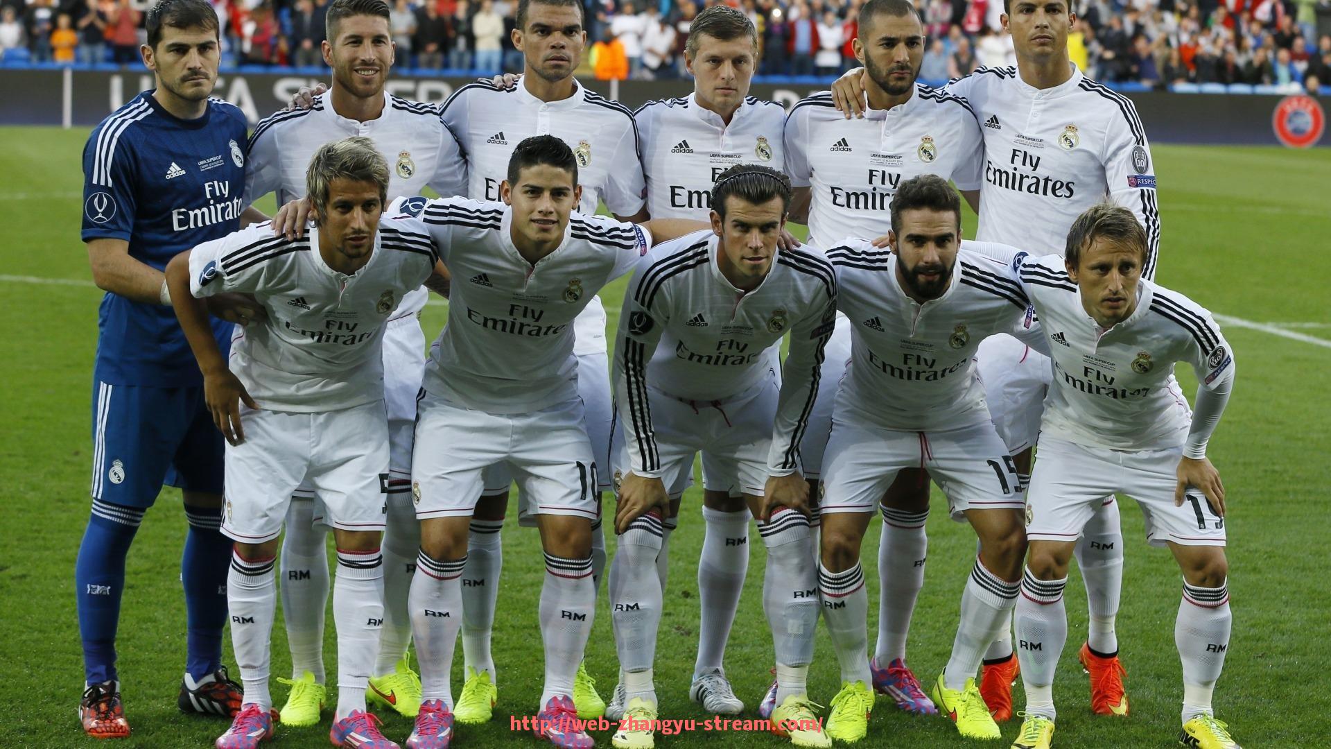 章鱼直播-官方直播平台UI设计风格对世俱杯品牌传播的视觉影响